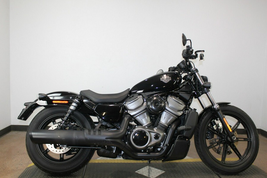 Harley-Davidson® Nightster™ 2023 RH975 309284A BLACK