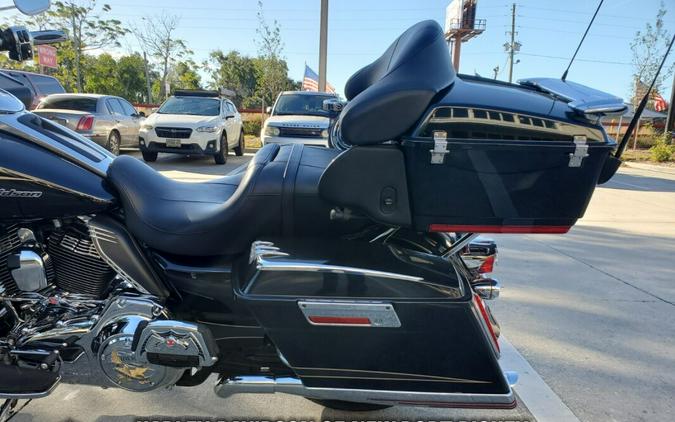 2012 HARLEY-DAVIDSON FLTRU103