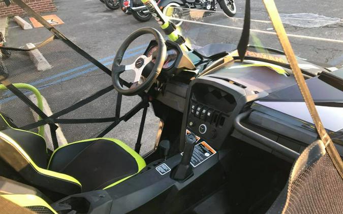 2015 Can-Am Maverick 1000R Turbo X DS