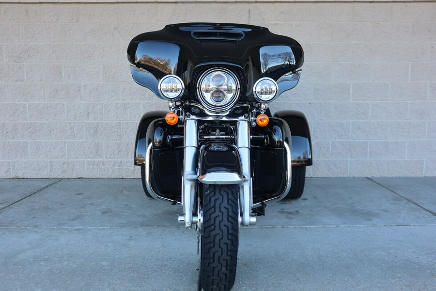 2024 Harley-Davidson 2024 Harley-Davidson Tri Glide Ultra FLHTCUTG