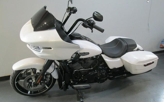 2024 Harley-Davidson® FLTRX - Road Glide®