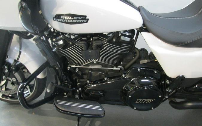 2024 Harley-Davidson® FLTRX - Road Glide®