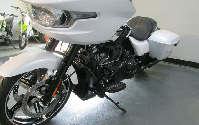 2024 Harley-Davidson® FLTRX - Road Glide®