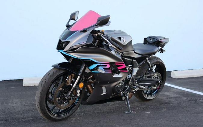 2024 Yamaha YZF-R7