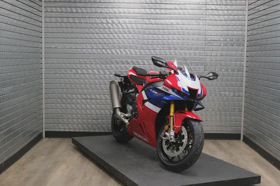 2026 HONDA CBR1000RRR FIREBLADE SP