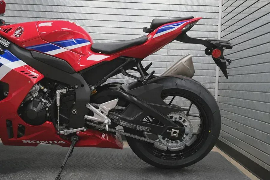 2026 HONDA CBR1000RRR FIREBLADE SP