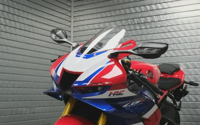 2026 HONDA CBR1000RRR FIREBLADE SP