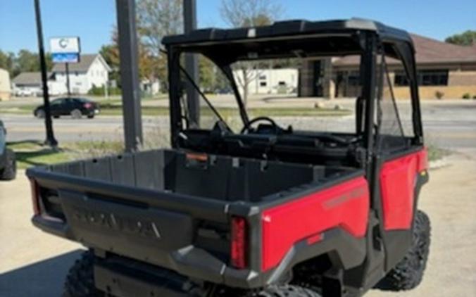 2026 Honda Pioneer 1000 Deluxe