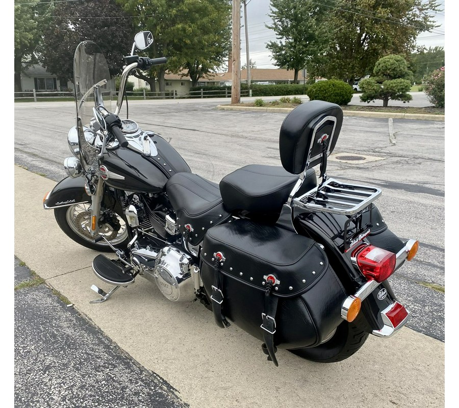 2017 Harley-Davidson® FLSTC - Heritage Softail Classic