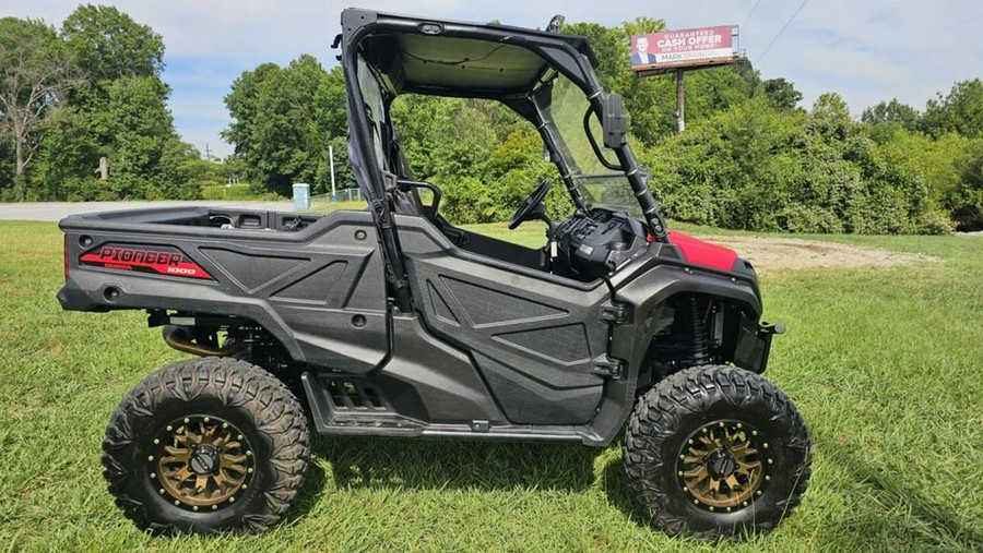 2017 Honda Pioneer 1000 Base