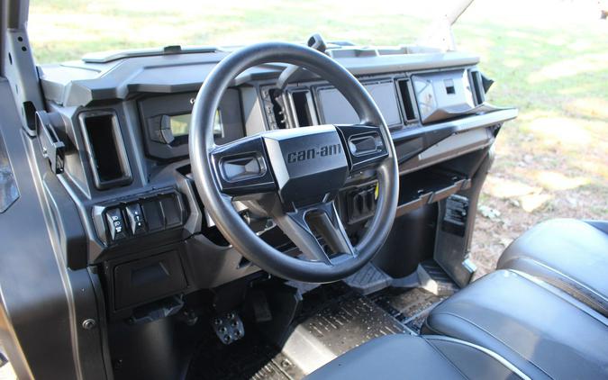 2026 Can-Am DEFENDER MAX XT HD11