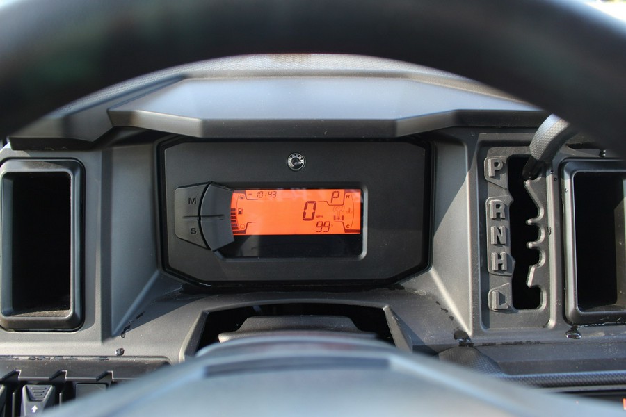 2026 Can-Am DEFENDER MAX XT HD11