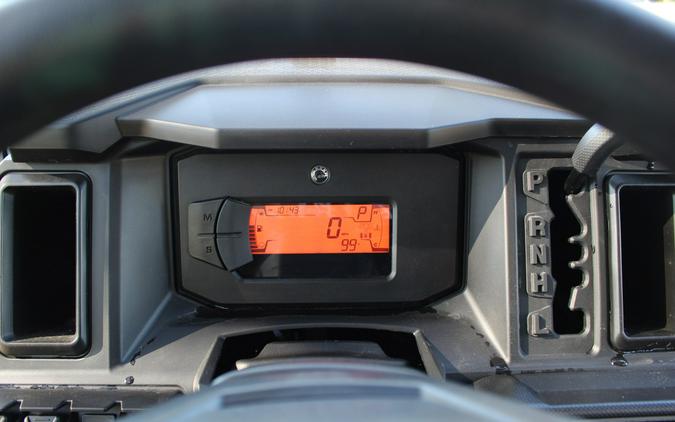 2026 Can-Am DEFENDER MAX XT HD11