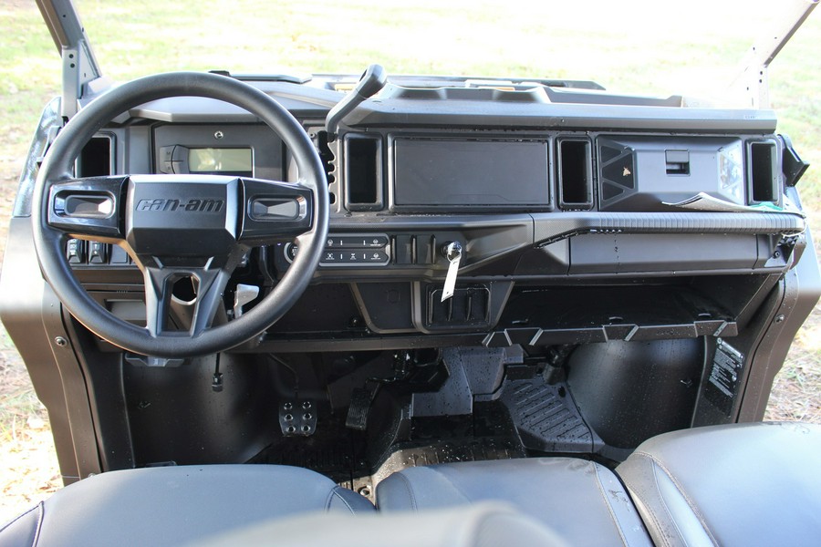 2026 Can-Am DEFENDER MAX XT HD11