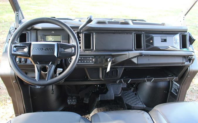 2026 Can-Am DEFENDER MAX XT HD11