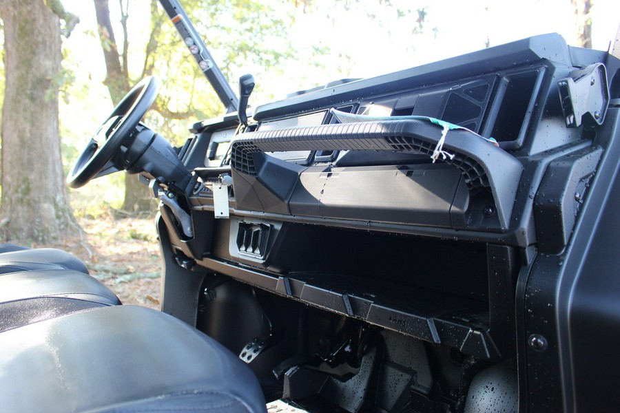 2026 Can-Am DEFENDER MAX XT HD11