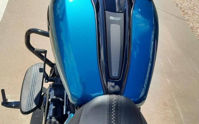 2026 Harley-Davidson® Street Glide® Teal Thunder / Vivid Black Black Trim
