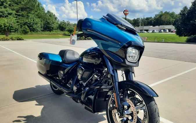 2026 Harley-Davidson® Street Glide® Teal Thunder / Vivid Black Black Trim