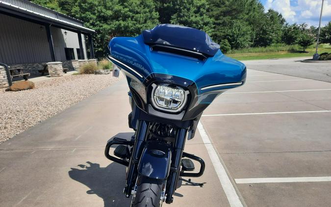 2026 Harley-Davidson® Street Glide® Teal Thunder / Vivid Black Black Trim