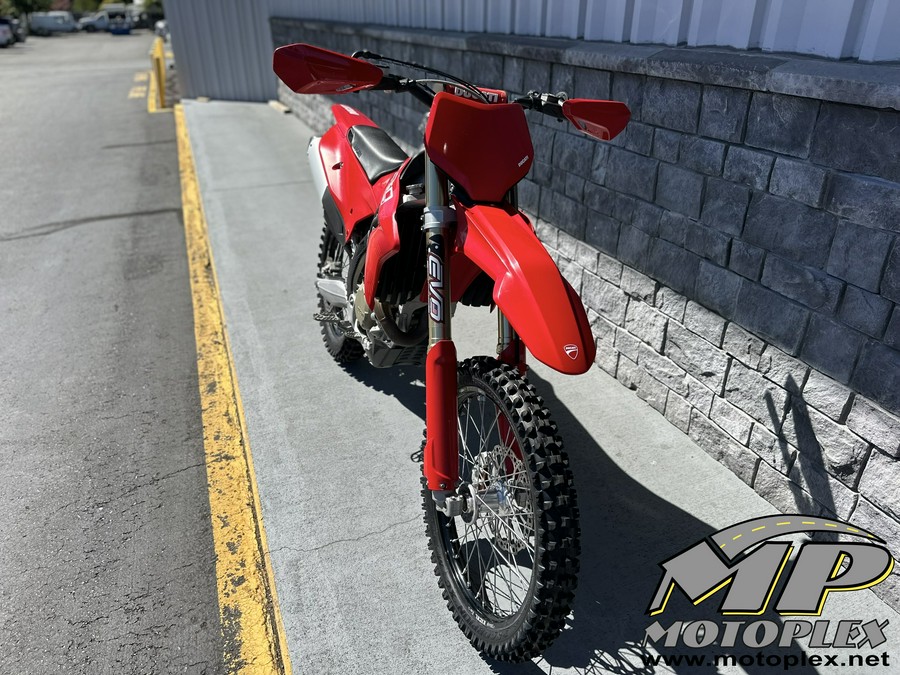 2026 Ducati Desmo450 EDX