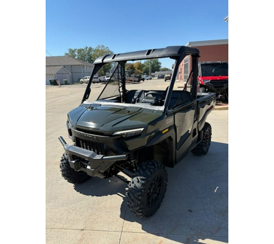 2026 Honda Pioneer 1000 Deluxe