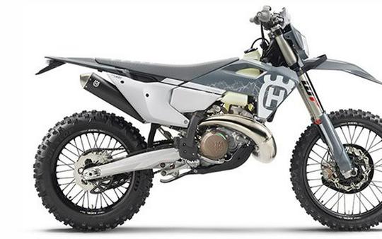 2024 Husqvarna TE 300 Pro First Look [9 Fast Facts]