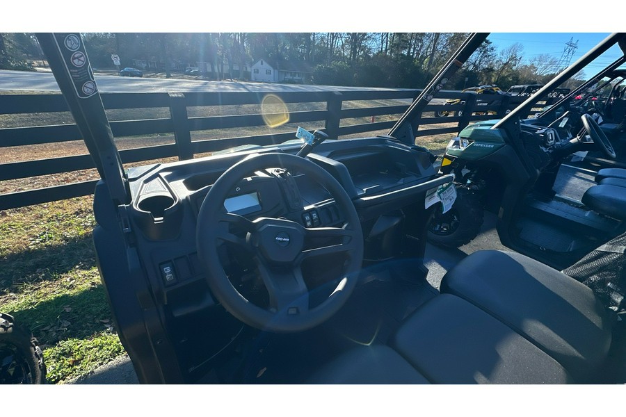 2026 Can-Am DEFENDER HD7