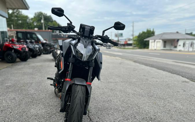 2026 390 DUKE - KTM
