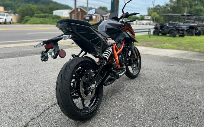 2026 390 DUKE - KTM