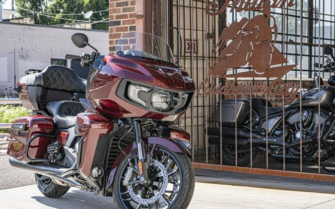 2026 Indian Motorcycle® Pursuit Dark Horse®