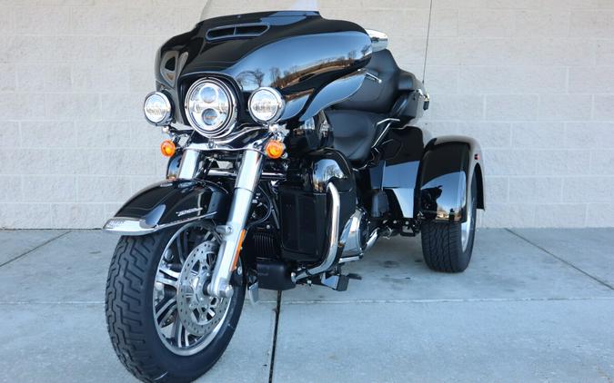 2024 Harley-Davidson 2024 Harley-Davidson Tri Glide Ultra FLHTCUTG