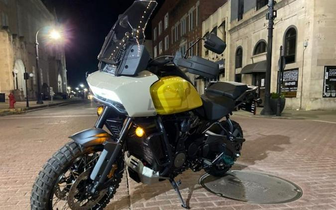 2023 Harley-Davidson® RA1250S - Pan America™ 1250 Special