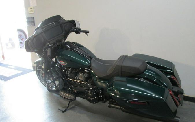 2024 Harley-Davidson® FLHX - Street Glide®