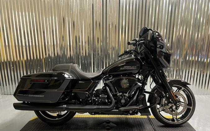 2026 Harley-Davidson FLHX - Street Glide