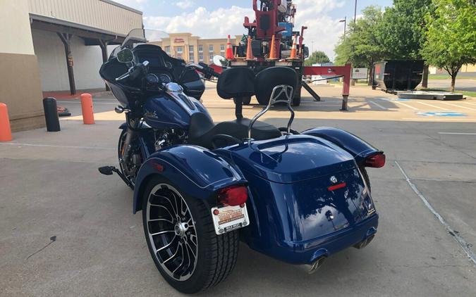 2023 Harley-Davidson® Road Glide® 3 Bright Billiard Blue