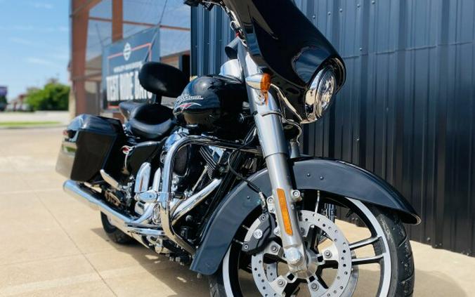 FLHXS 2016 Street Glide Special