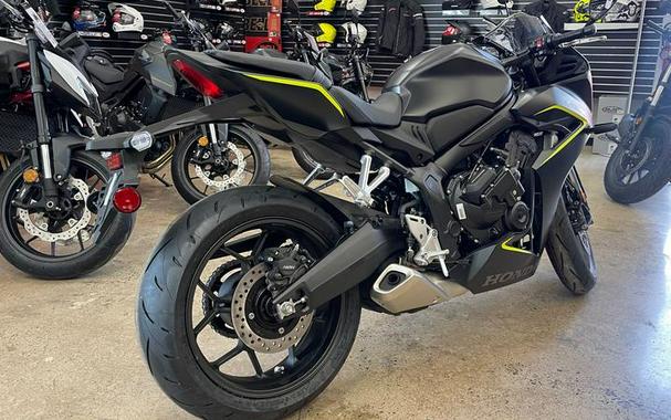 2026 Honda® CBR650R E-Clutch