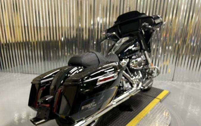 2026 Harley-Davidson FLHX - Street Glide