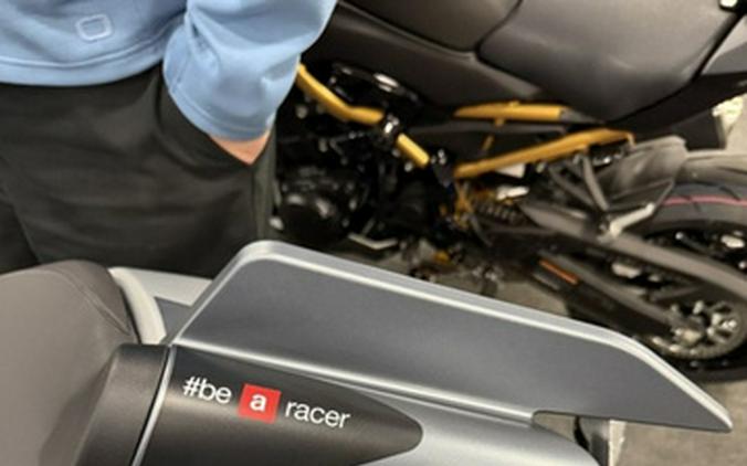 2026 Aprilia Tuono V4