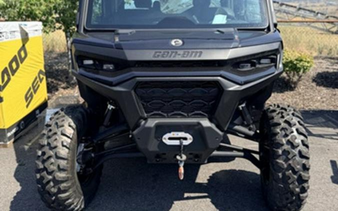 2026 Can-Am Defender MAX XT CAB HD11 With 10.25 In.Display
