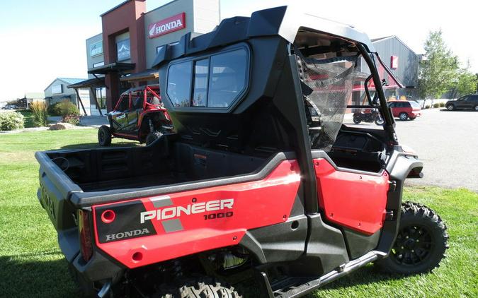 2024 Honda® Pioneer 1000 Deluxe