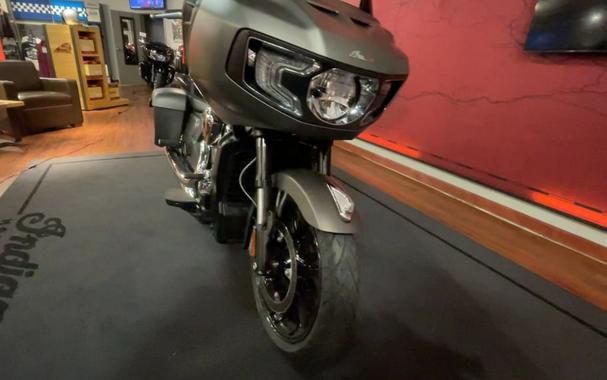 2023 Indian Motorcycle® Challenger® Titanium Smoke