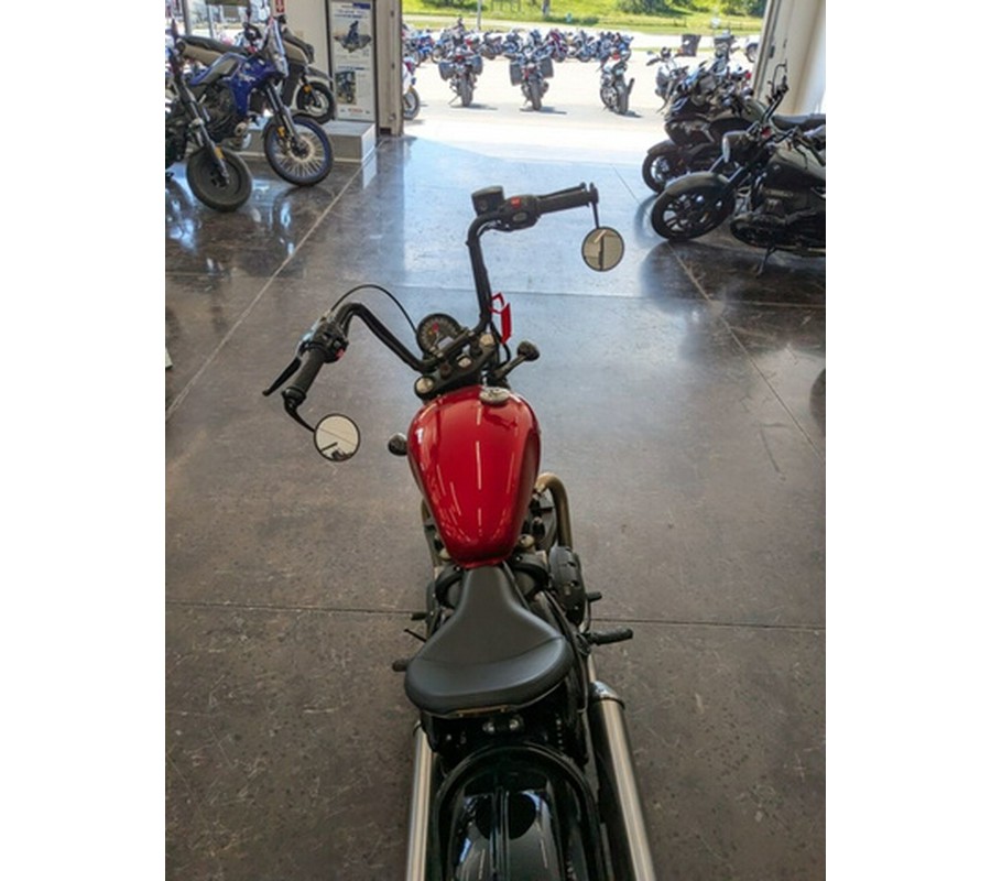 2023 Triumph Bonneville Bobber Red Hopper