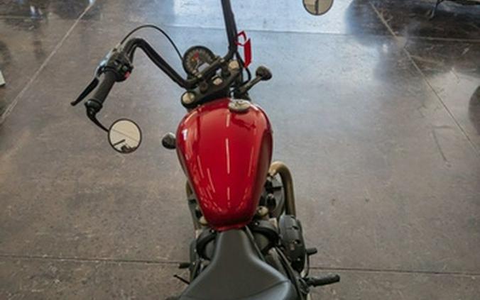 2023 Triumph Bonneville Bobber Red Hopper