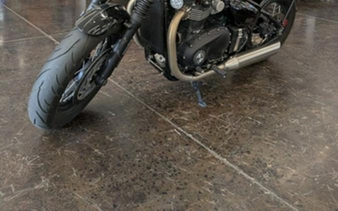 2023 Triumph Bonneville Bobber Red Hopper