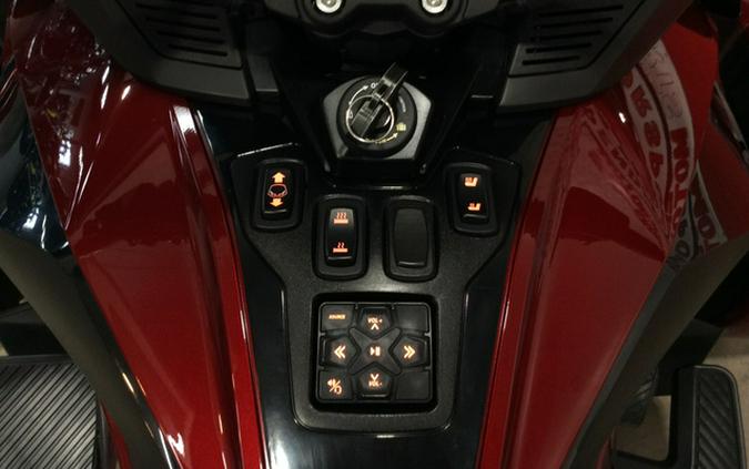 2023 Can-Am Spyder RT 1330 SE6 BL