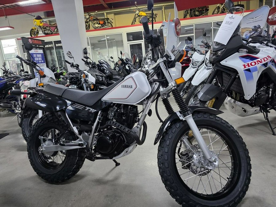 2027 Yamaha TW 200