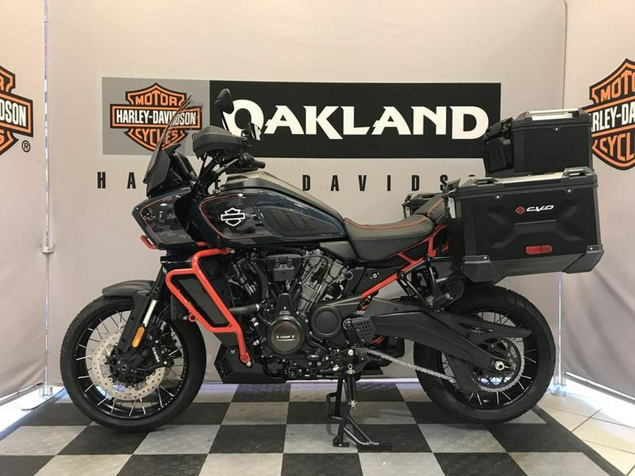 2025 Harley-Davidson® CVO™ Pan America®