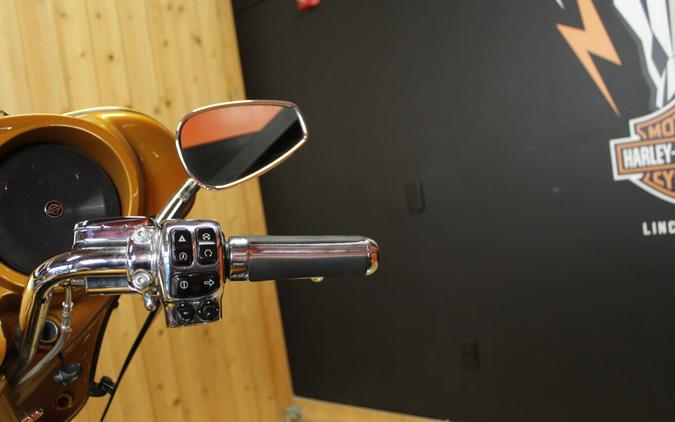 FLHTKSE 2015 CVO™ Ultra Limited