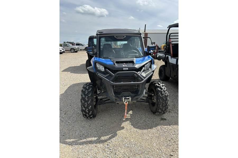 2023 Commander XT 700 - Can-Am